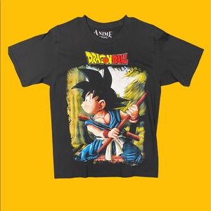 Dragon ball goku graphic tshirt!